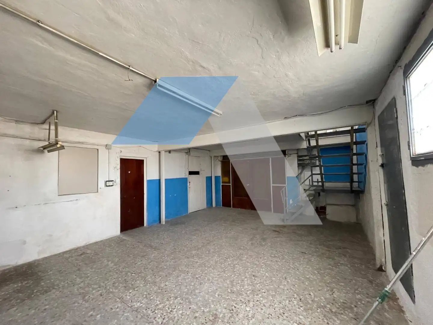 Fabrikhallen zum Verkauf in Elche / Elx