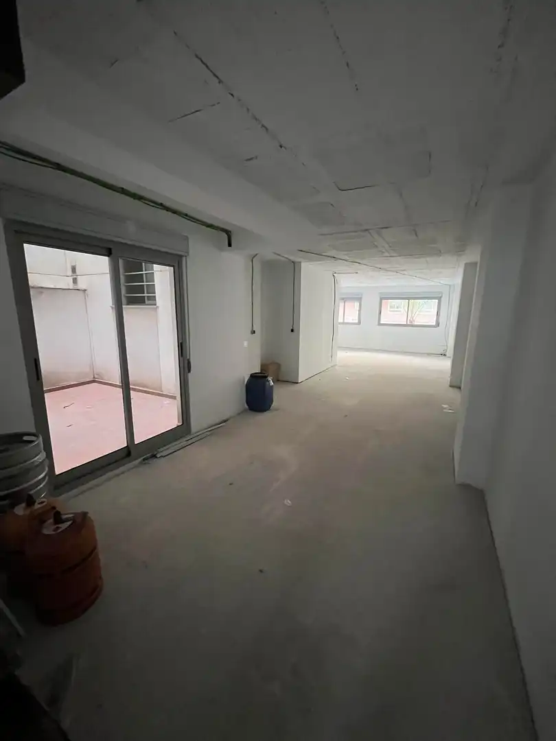 Local en venta en Alicante / Alacant con Aire acondicionado y Calefacción
