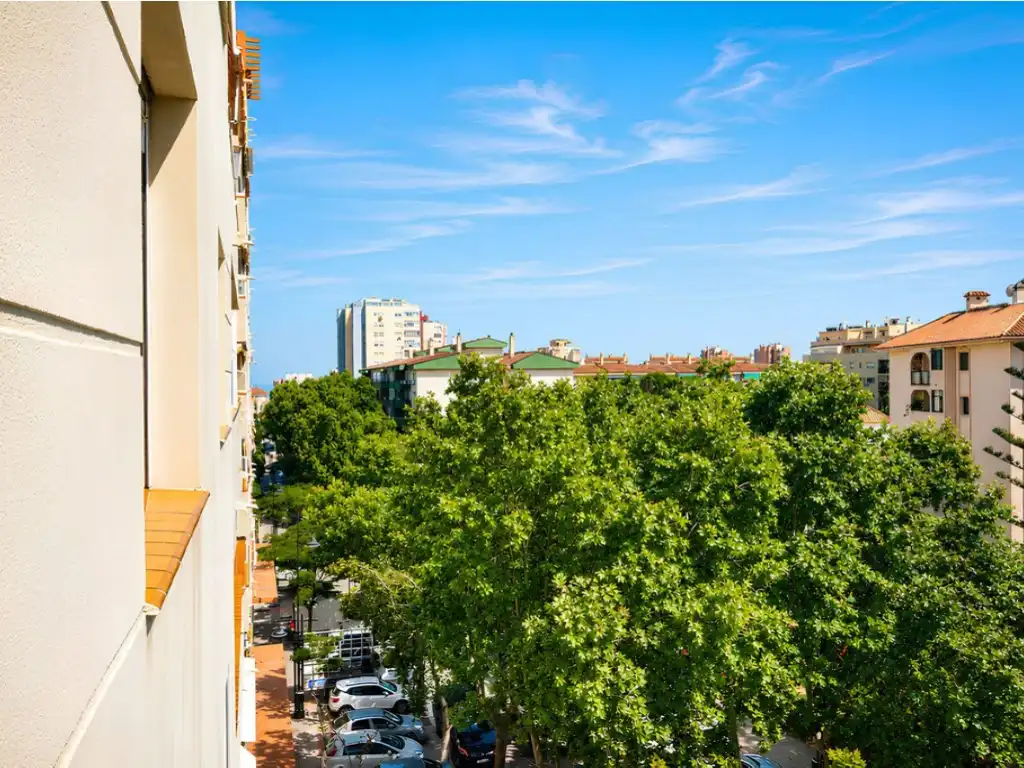 Exterior view of Flat for sale in Fuengirola  with Air Conditioner, Terrace and Swimming Pool