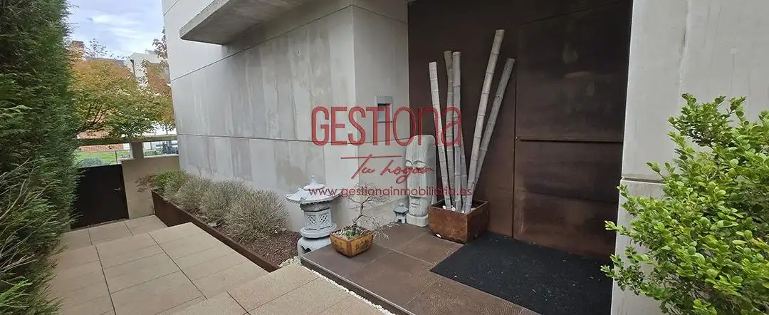 Exterior view of Houses for sale in Santa Cruz de Bezana  with Private garden, Terrace and Furnished