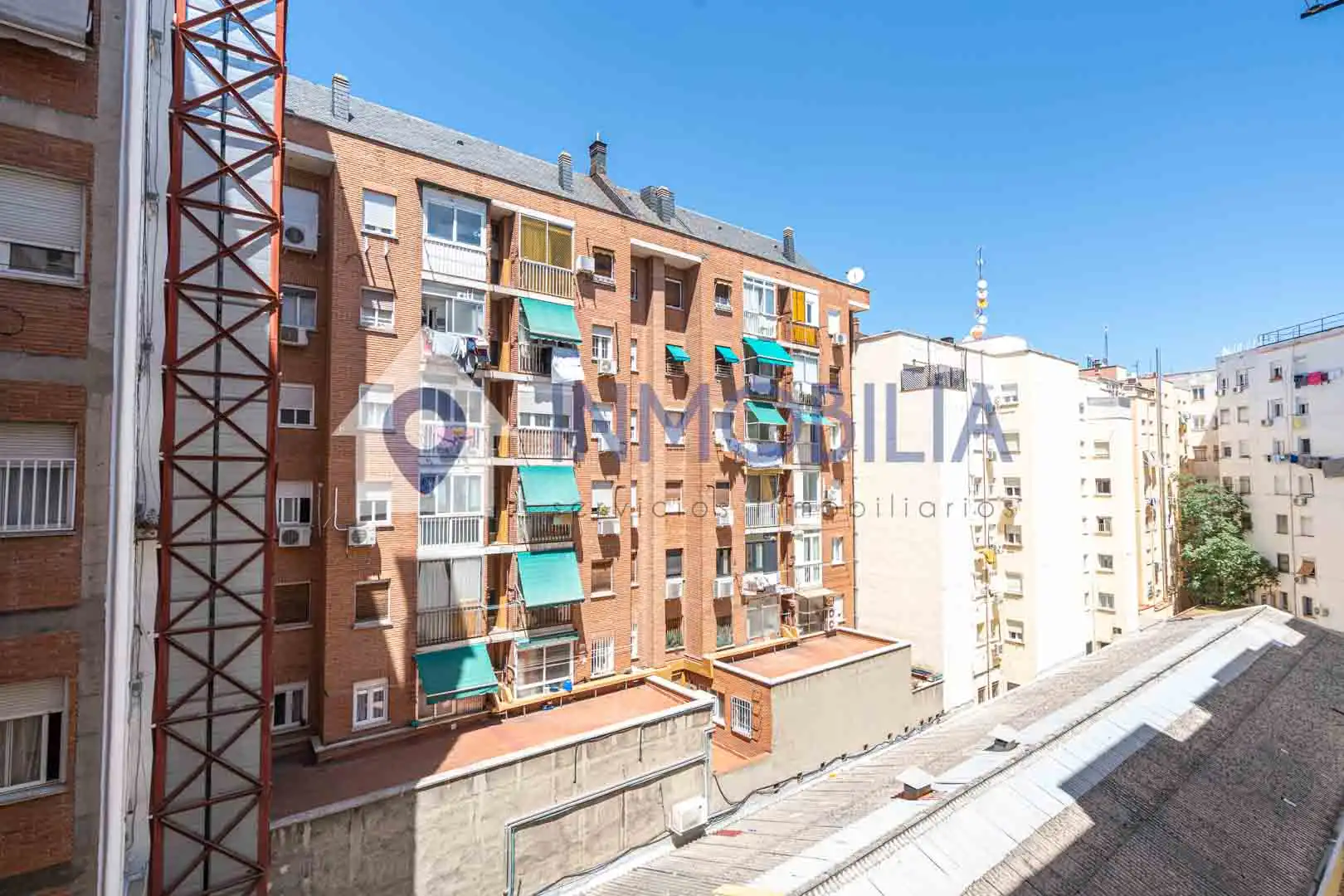 Vista exterior de Piso en venta en Madrid con Aire acondicionado y Calefacción
