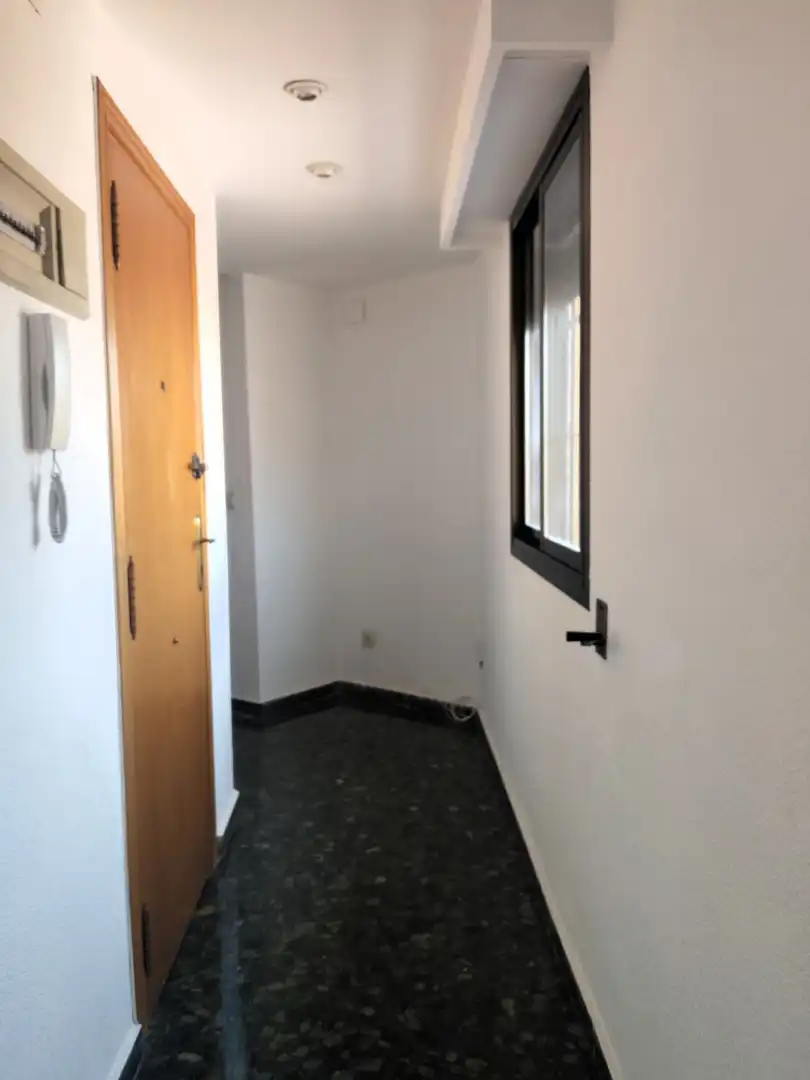 Flat for rent in Valencia  with Terrace