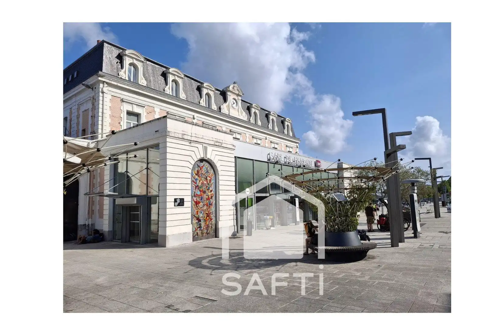 Vista exterior de Apartamento en venta en Irun  con Calefacción y Balcón