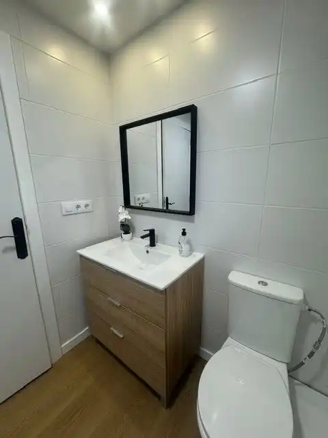 Badezimmer von Wohnung zur Miete in Alcoy / Alcoi mit Heizung, Abstellraum und Möbliert