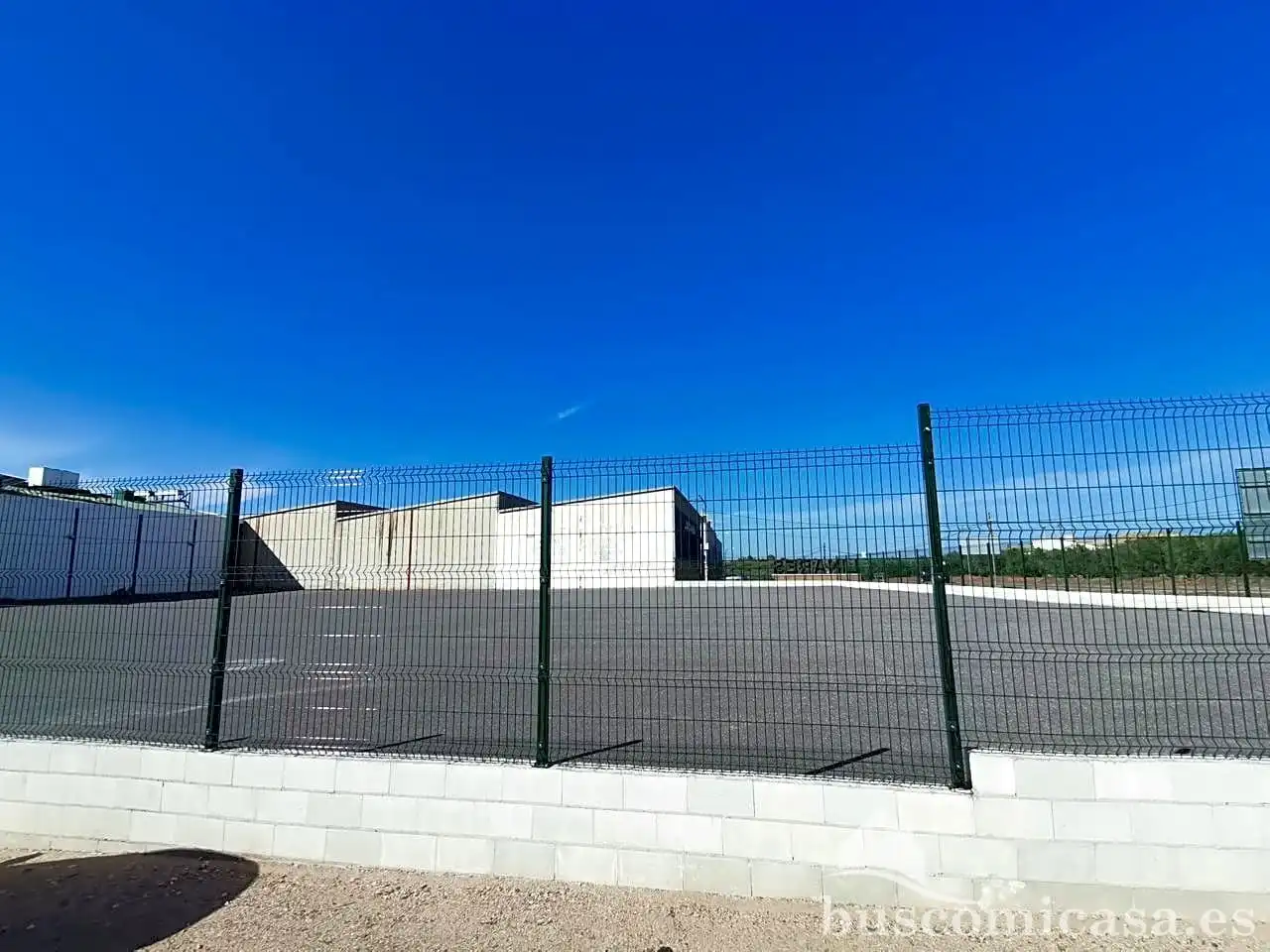 Außenansicht von Garage zur Miete in Linares