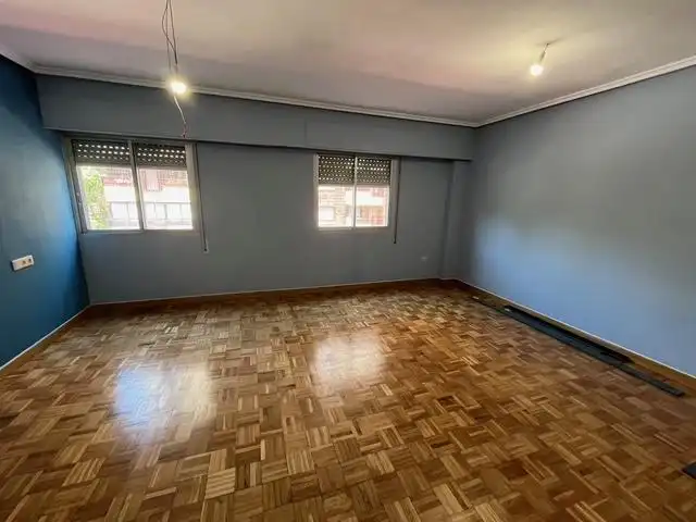Schlafzimmer von Wohnung zum Verkauf in Zaragoza mit Klimaanlage und Abstellraum