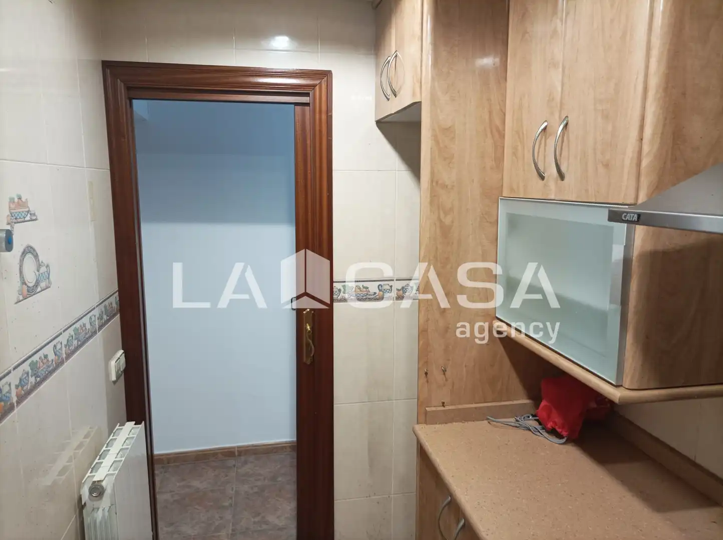 Piso en venta en Santa Coloma de Gramenet con Calefacción, Terraza y Trastero