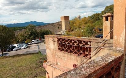 Außenansicht von Einfamilien-Reihenhaus zum verkauf in Girona Capital mit Terrasse