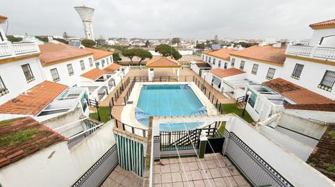 Foto 2 de Casa adosada de alquiler en Punta Umbría, Huelva