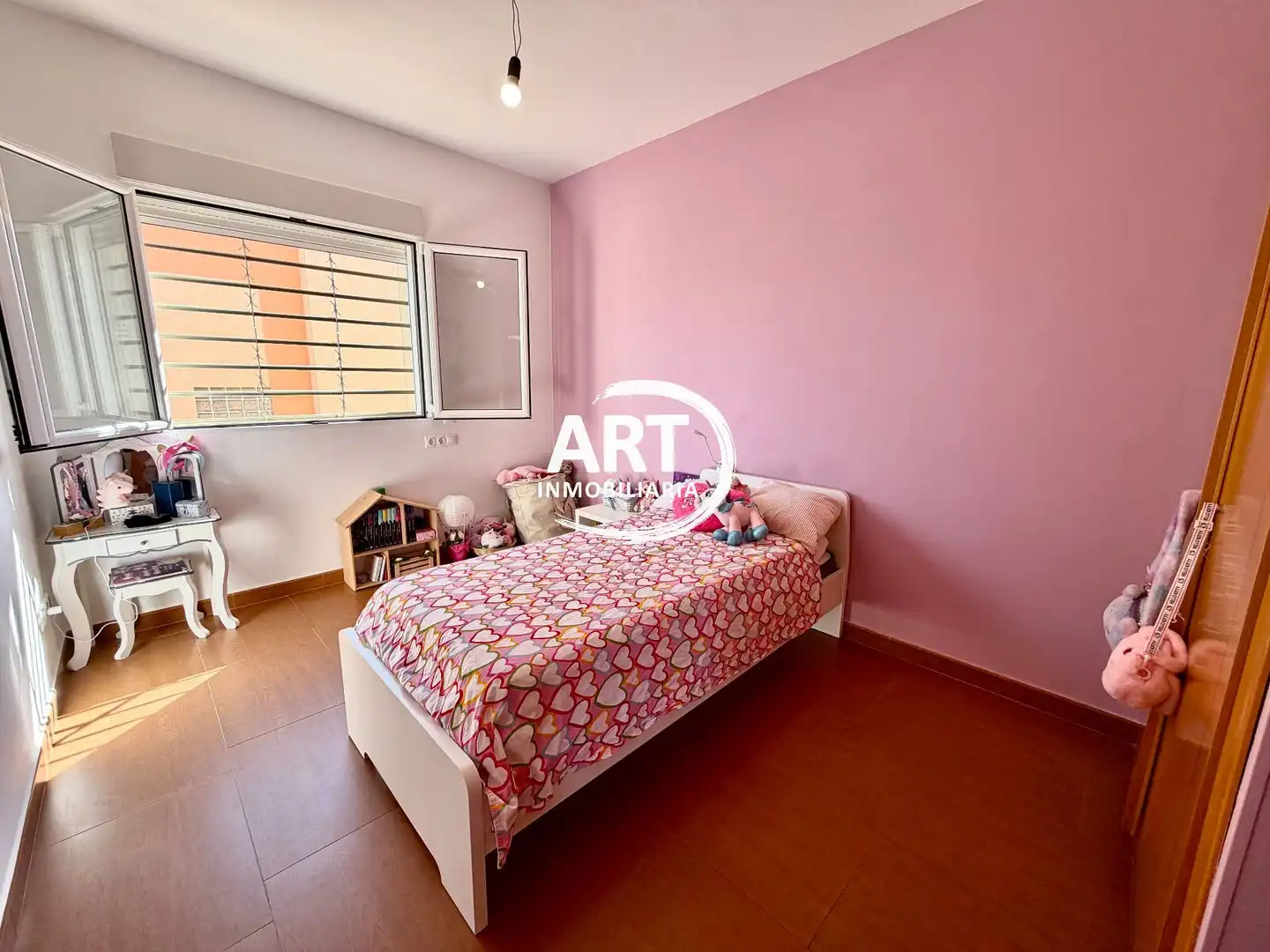 Habitación de Casa o chalet en venta en L'Eliana con Calefacción, Jardín privado y Terraza