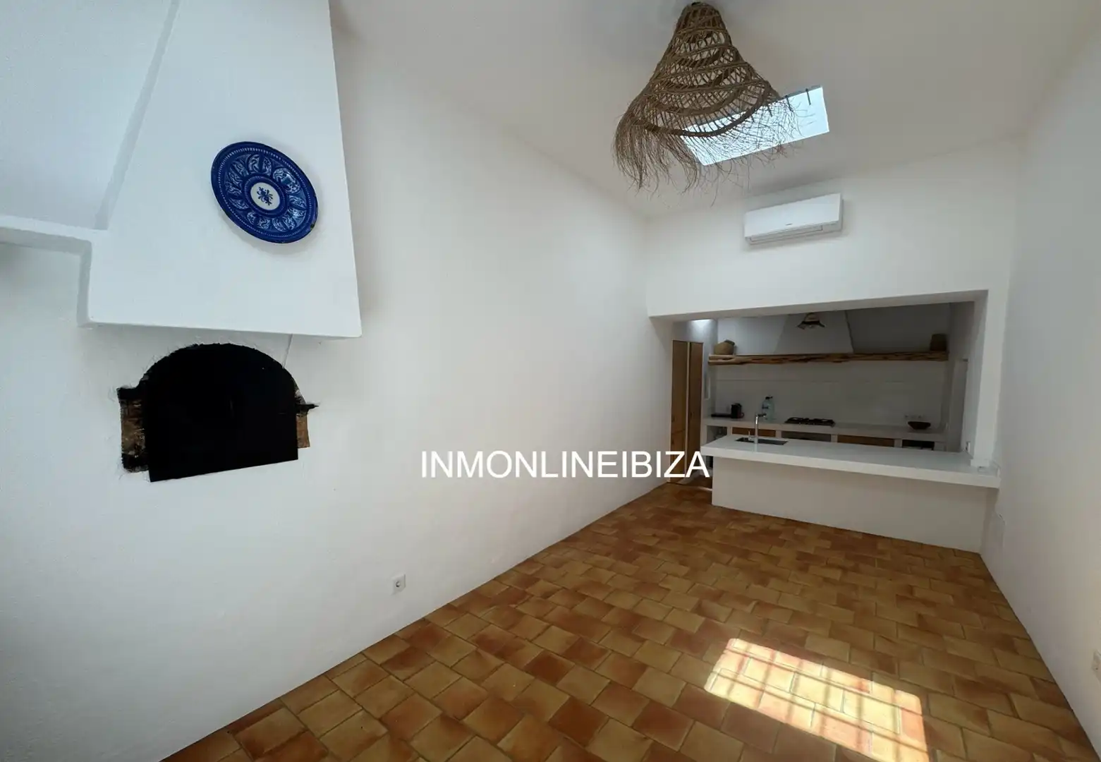 Haus oder Chalet zur Miete in Sant Joan de Labritja mit Privatgarten, Terrasse und Schwimmbad