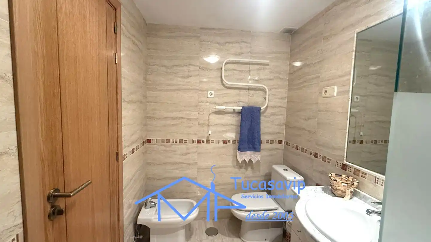 Baño de Dúplex en venta en El Hoyo de Pinares  con Calefacción y Amueblado