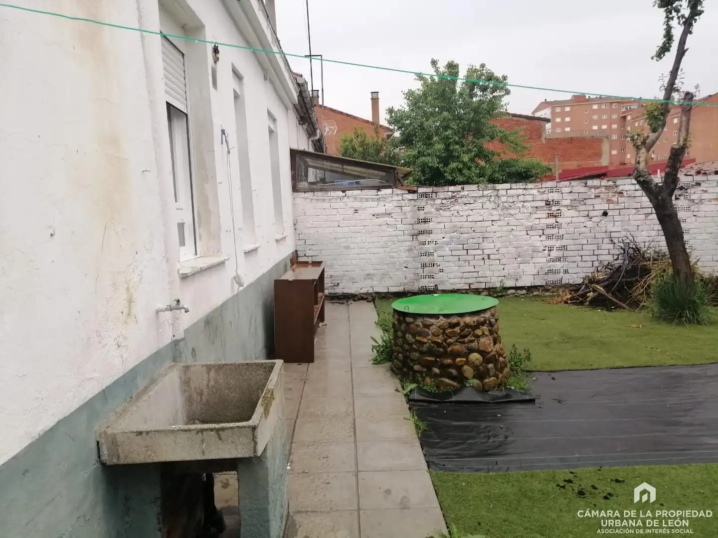 Jardín de Casa adosada en venta en San Andrés del Rabanedo