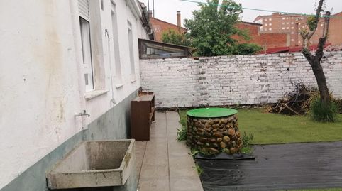 Foto 2 de Casa adosada en venta en La Noria, Trobajo del Camino, San Andrés del Rabanedo