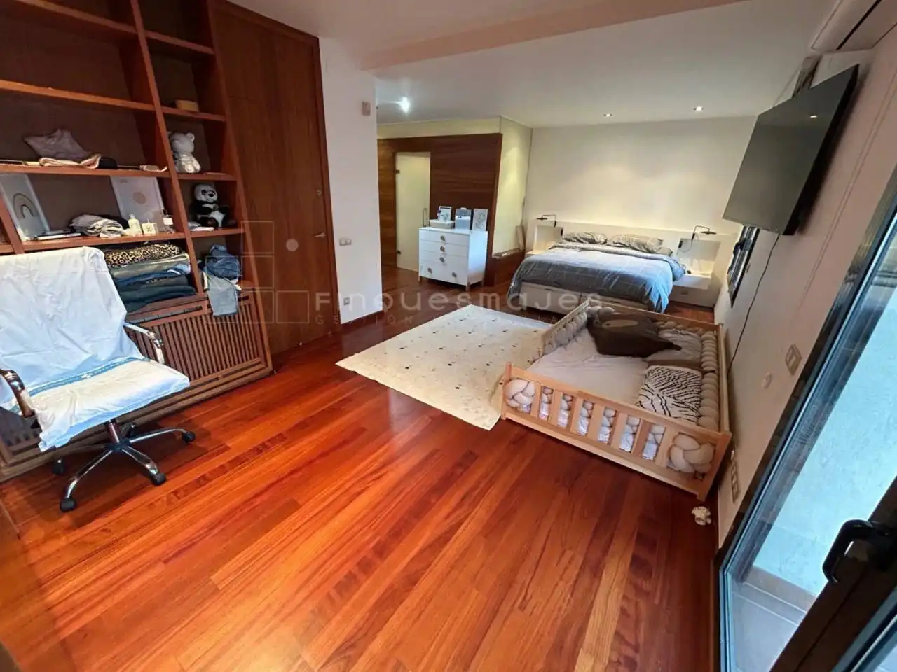 Houses for sale in Castelldefels  with Air Conditioner, Heating and Private garden