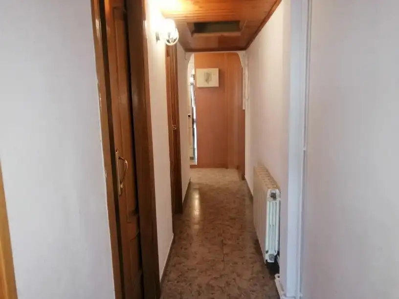Piso en venta en Barcelona con Calefacción, Balcón y Alarma