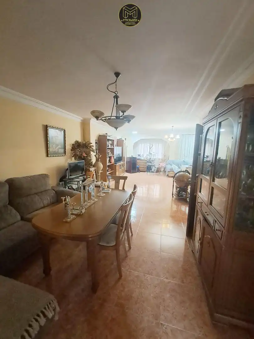 Casa con terraza en venta en Los Villares, imagen 2