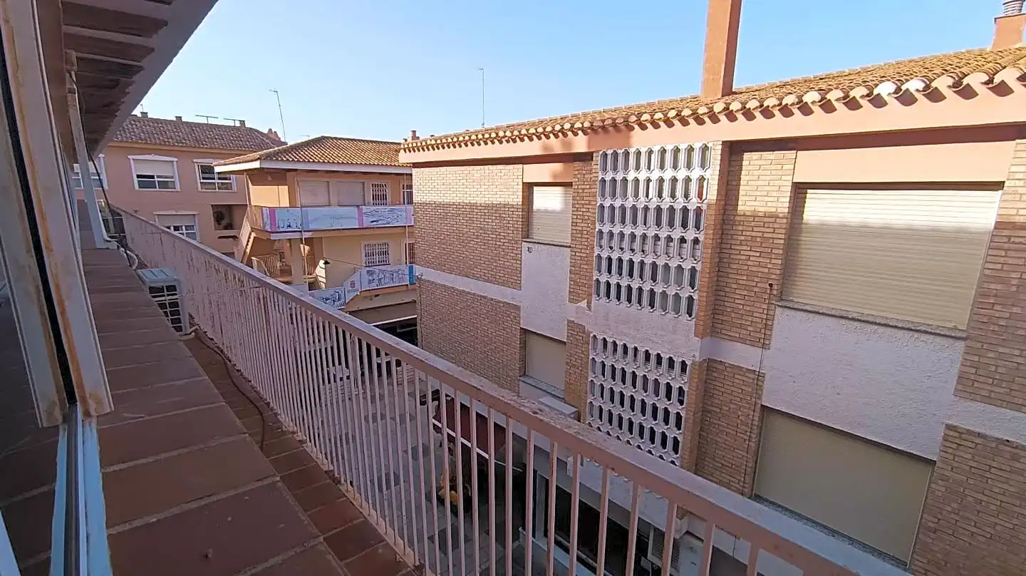 Vista exterior de Local en venda en Los Alcázares