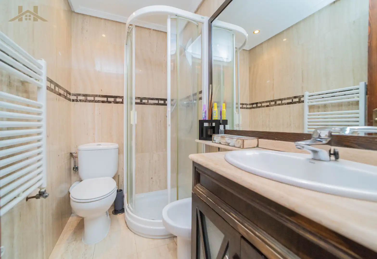 Baño de Casa o chalet en venta en Boadilla del Monte con Aire acondicionado, Calefacción y Jardín privado