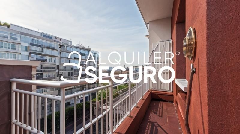 Exterior view of Flat to rent in  Madrid Capital  with Heating and Terrace