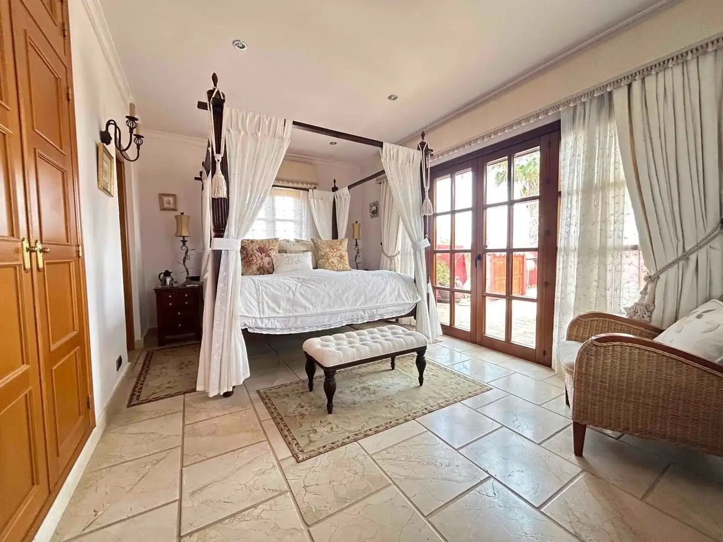 Habitación de Casa o chalet en venta en Cuevas del Almanzora con Aire acondicionado, Calefacción y Jardín privado