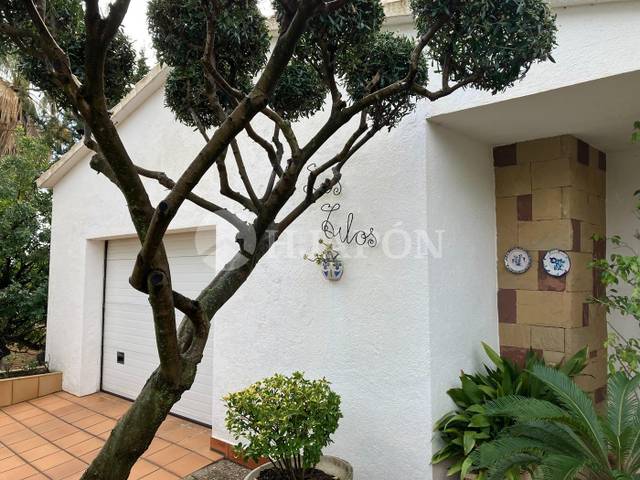 Casa-chalet en Venta en Premià de Dalt