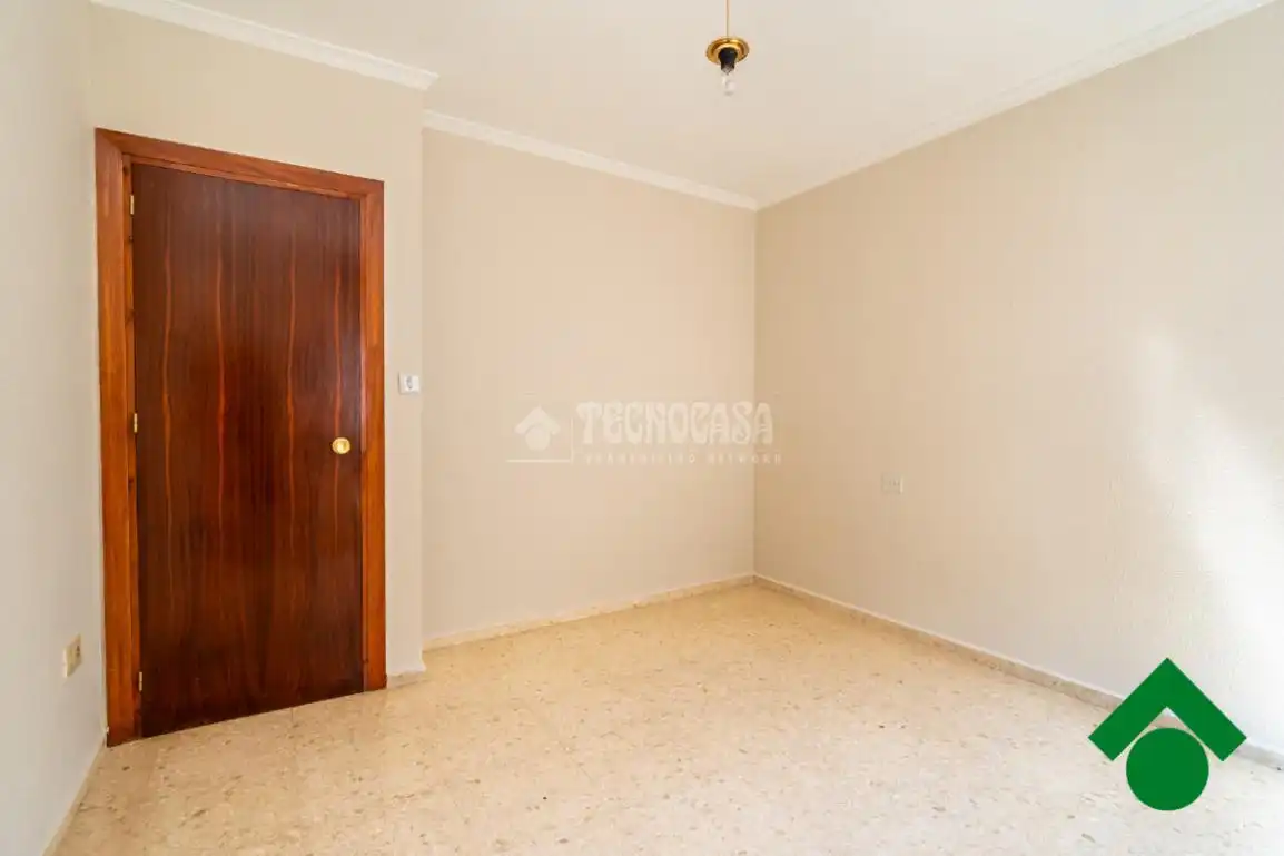 Dormitori de Casa adosada en venda en Albolote amb Terrassa i Balcó