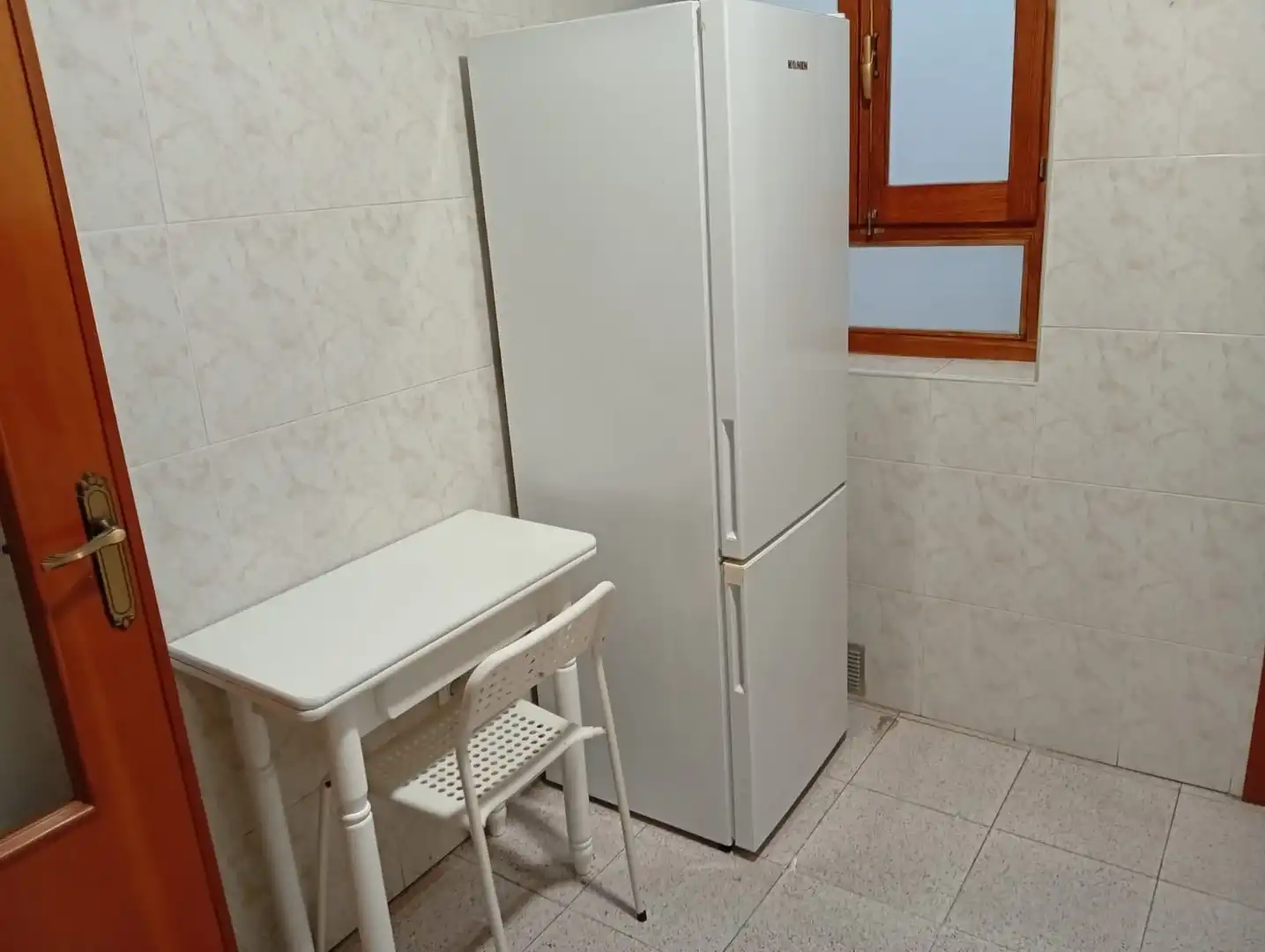 Kitchen of Flat for rent in Almansa  with Furnished