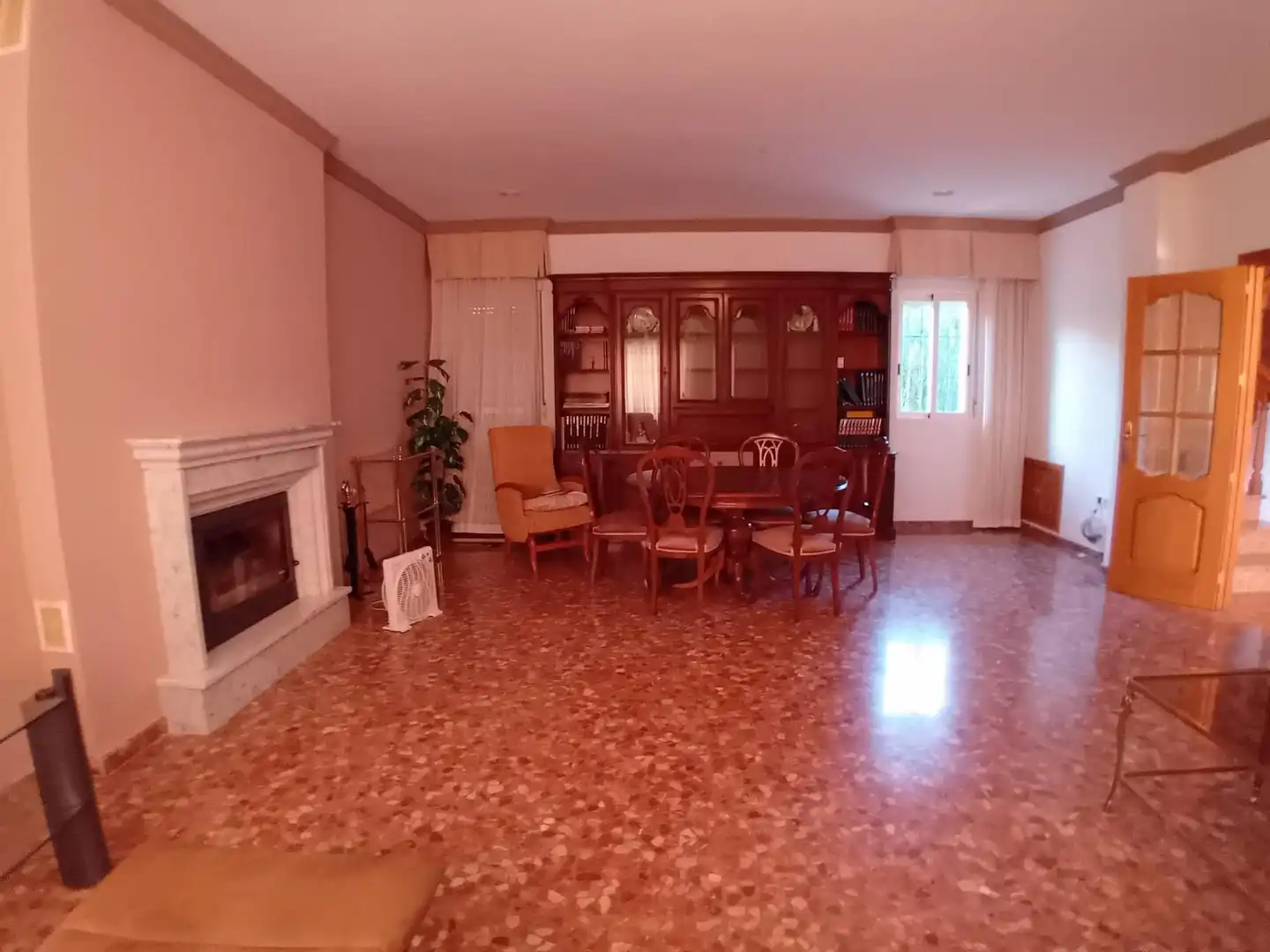 Villa con giardino in affitto a Periurbano Oeste - Sierra, imagen 11