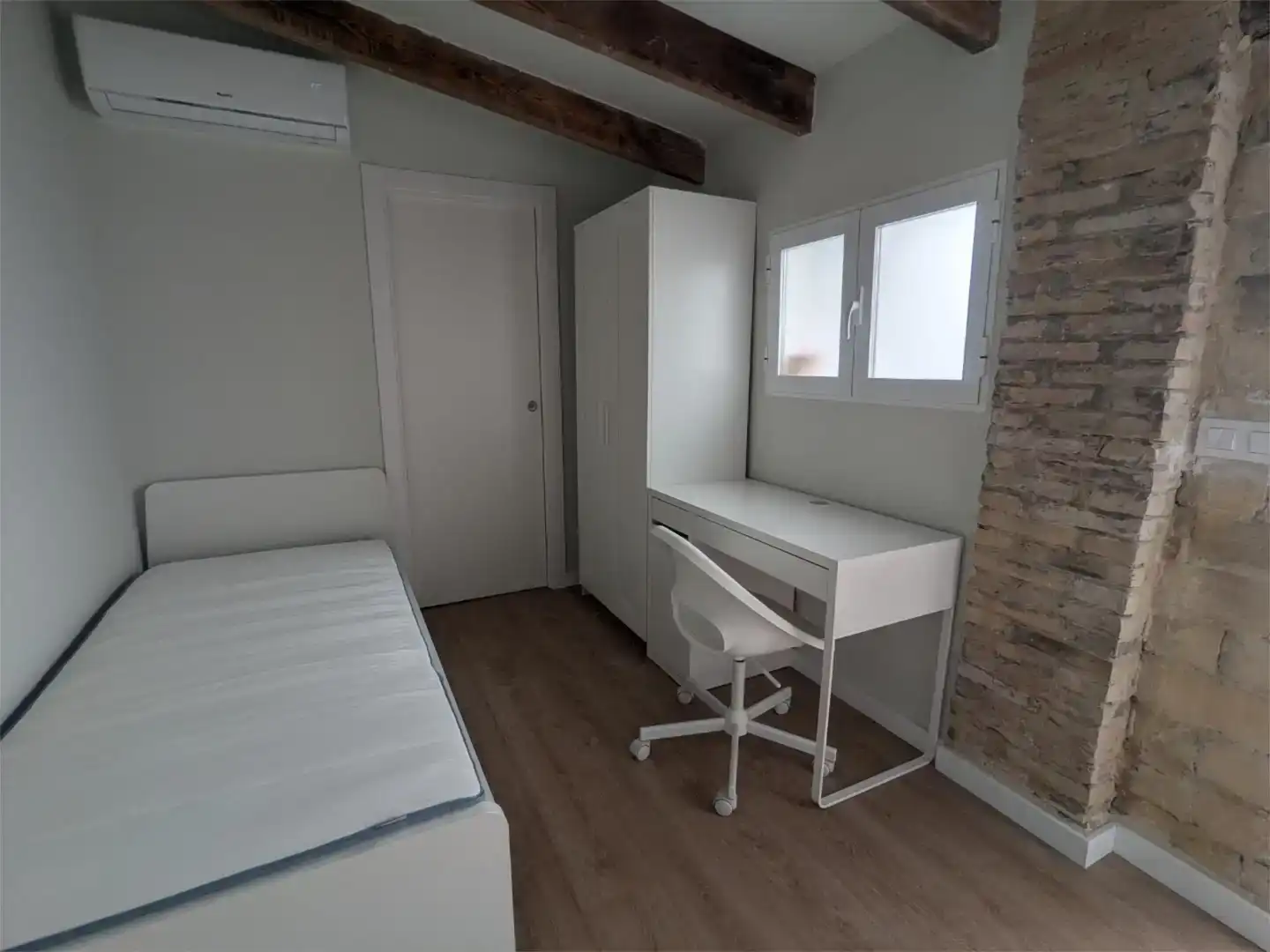 Dormitori de Pis en venda en Godella amb Aire condicionat, Parquet i Moblat