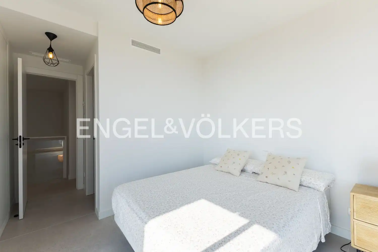 Habitación de Ático en venta en Dénia con Aire acondicionado, Calefacción y Jardín privado
