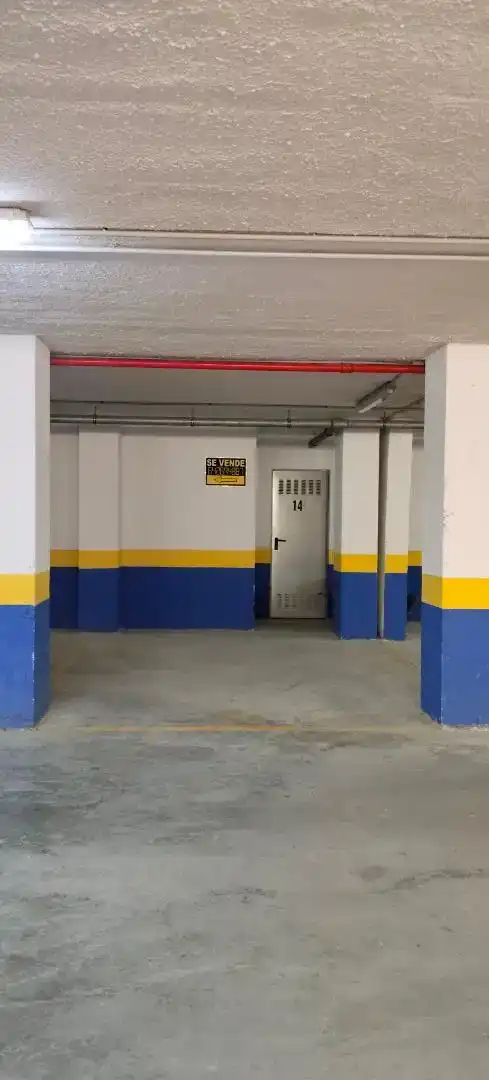 Aparcament de Garatge en venda en El Campello