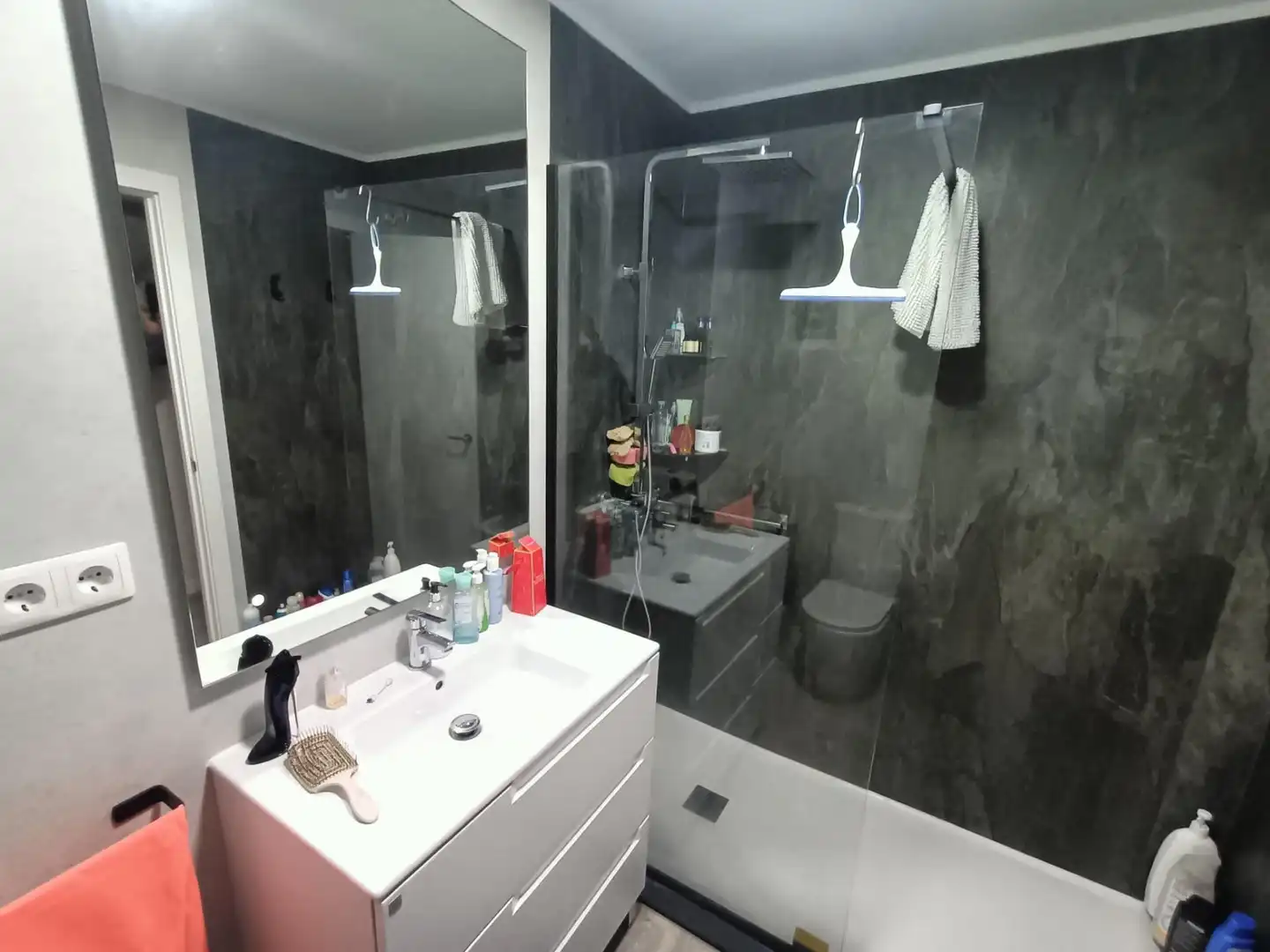 Baño de Piso en venta en Malgrat de Mar con Parquet, Terraza y Balcón
