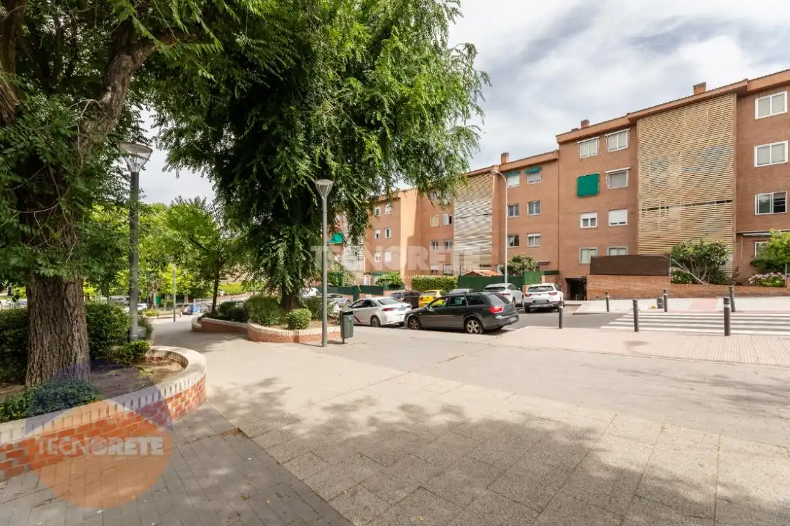 Vista exterior de Pis de lloguer en Majadahonda amb Aire condicionat, Calefacció i Terrassa