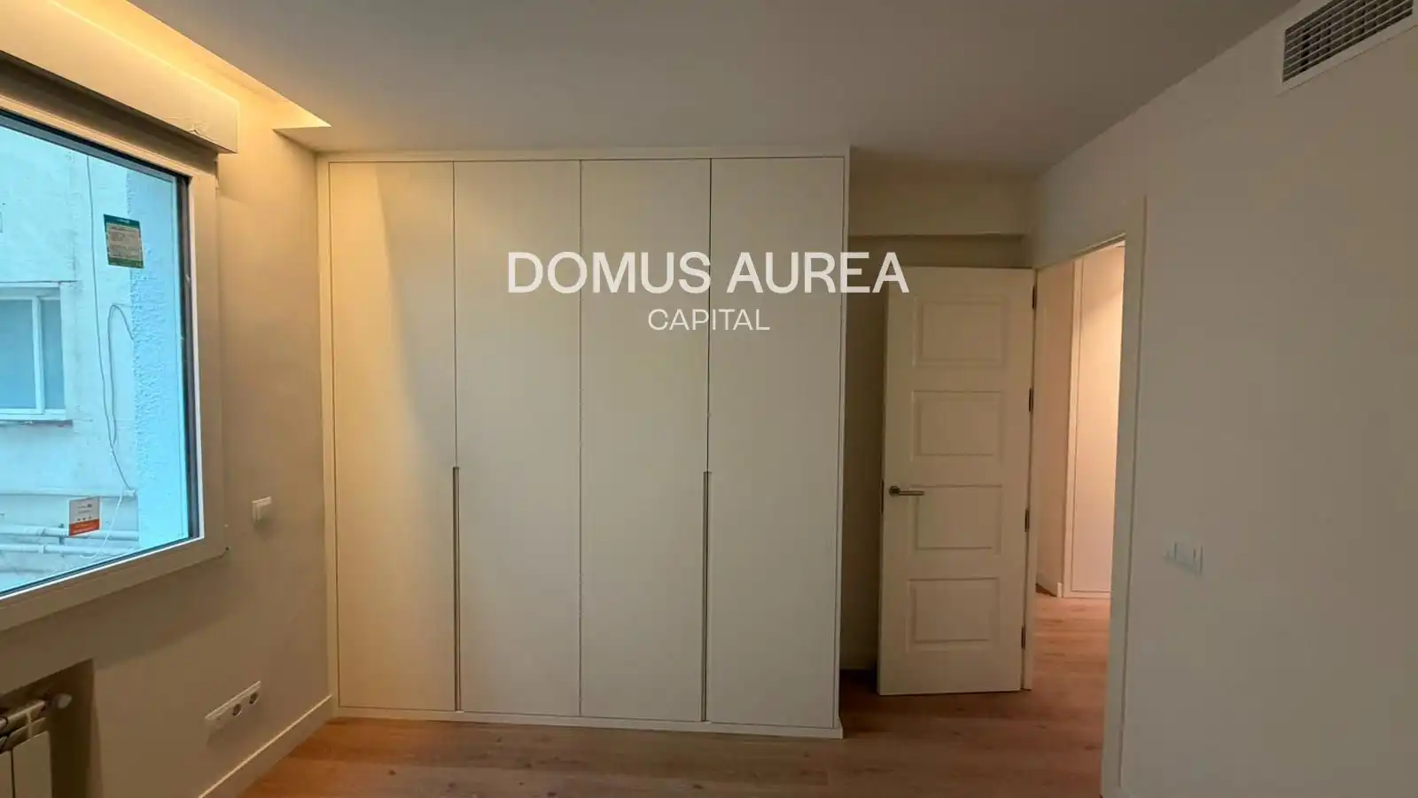 Bedroom of Flat for rent in Madrid  with Air Conditioner, Heating and Parquet flooring