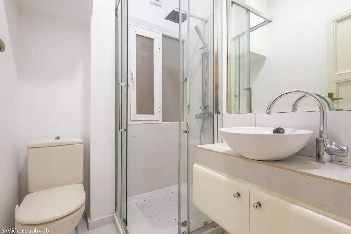 Baño de Piso en venta en Madrid con Aire acondicionado, Calefacción y Terraza