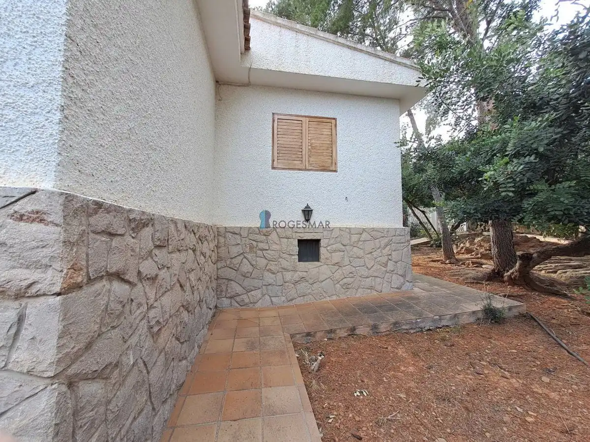 Vista exterior de Casa o chalet en venta en Benicasim / Benicàssim con Jardín privado, Terraza y Piscina