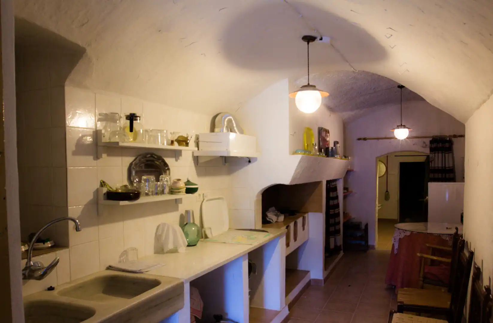 Cuina de Casa o xalet en venda en Cuevas del Campo amb Moblat, Forn i TV