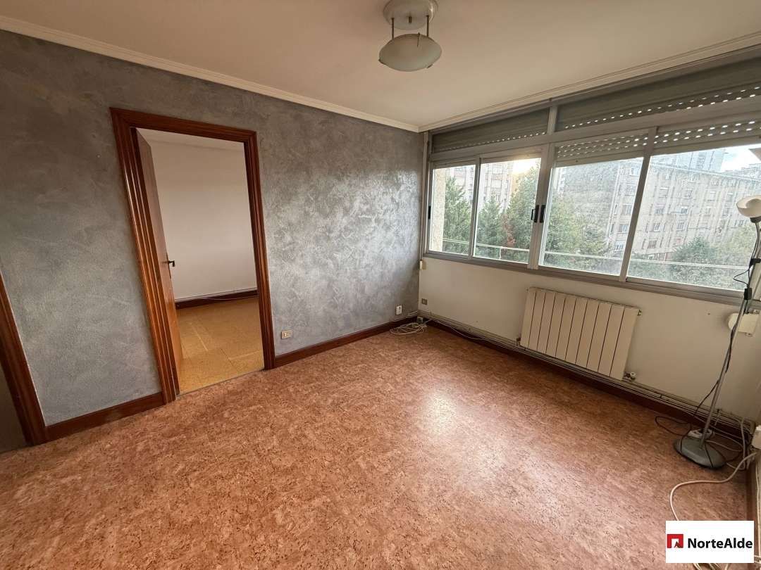 Bedroom of Flat for sale in Bilbao   with Heating