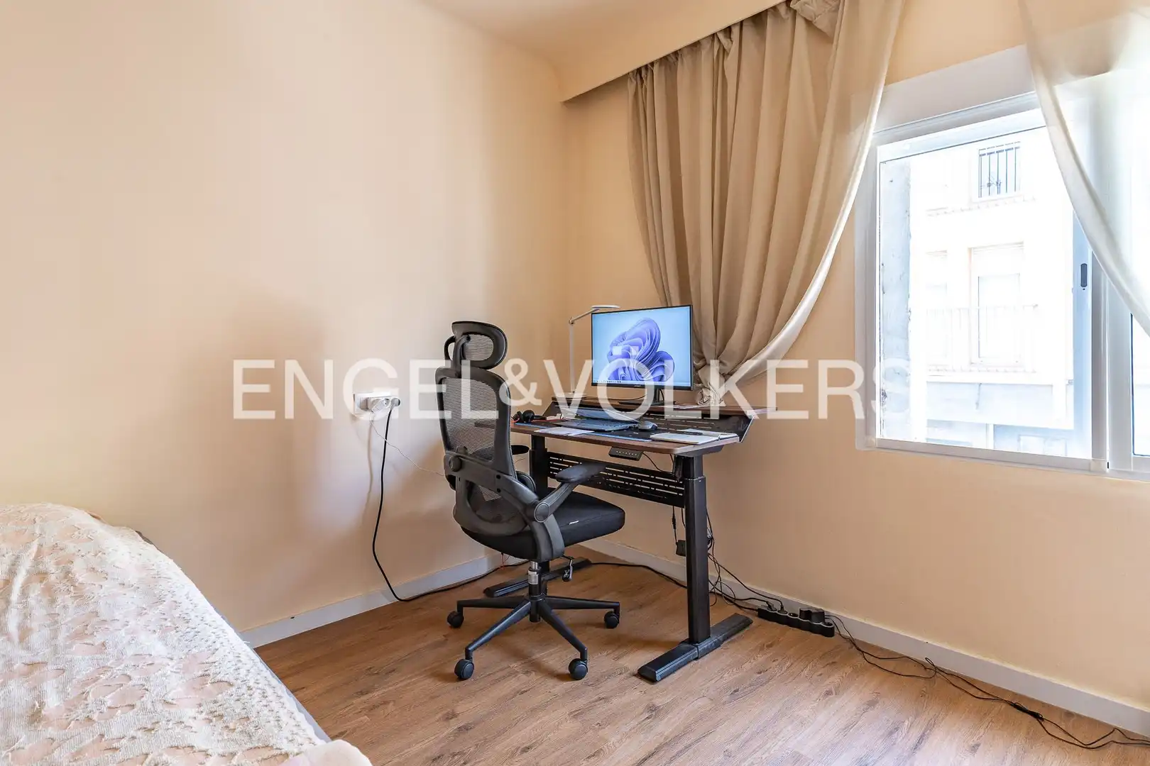 Habitación de Piso en venta en Badalona con Aire acondicionado, Calefacción y Parquet