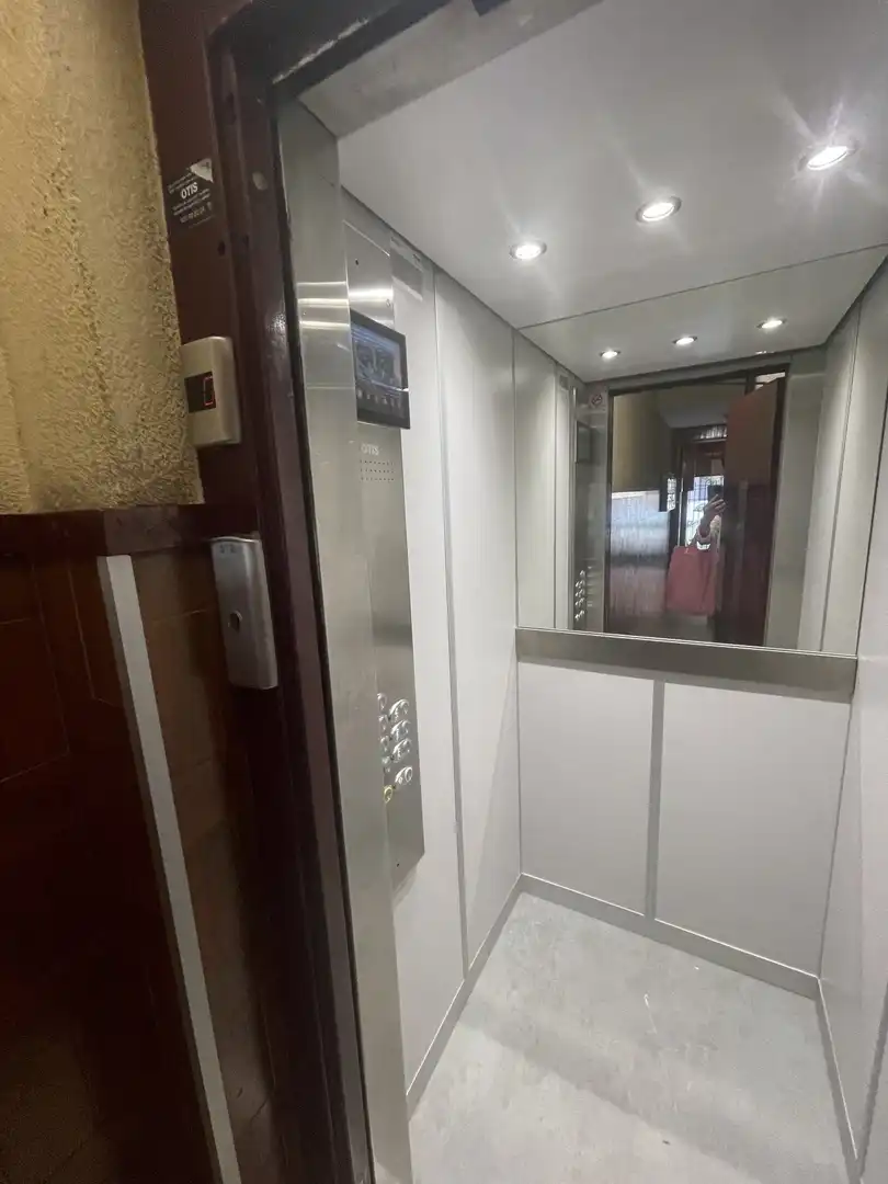 Piso en venta en Girona con Calefacción