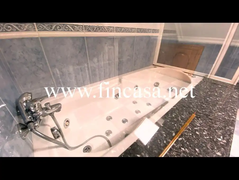Baño de Casa o chalet en venta en Vigo  con Jardín privado, Parquet y Terraza