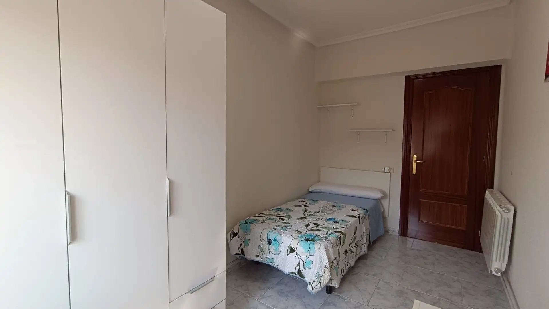 Schlafzimmer von Wohnung zur Miete in Salamanca mit Heizung, Möbliert und Waschmaschine