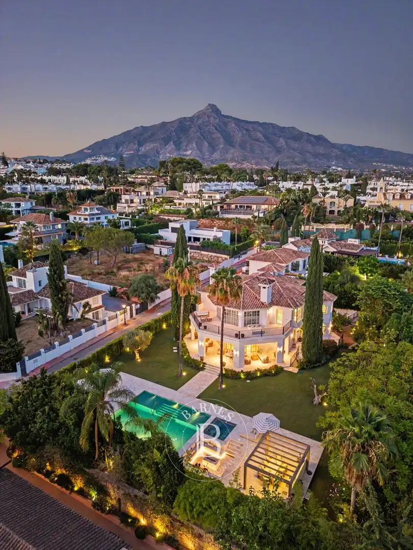 Exterior view of Houses for sale in Marbella  with Air Conditioner, Heating and Swimming Pool