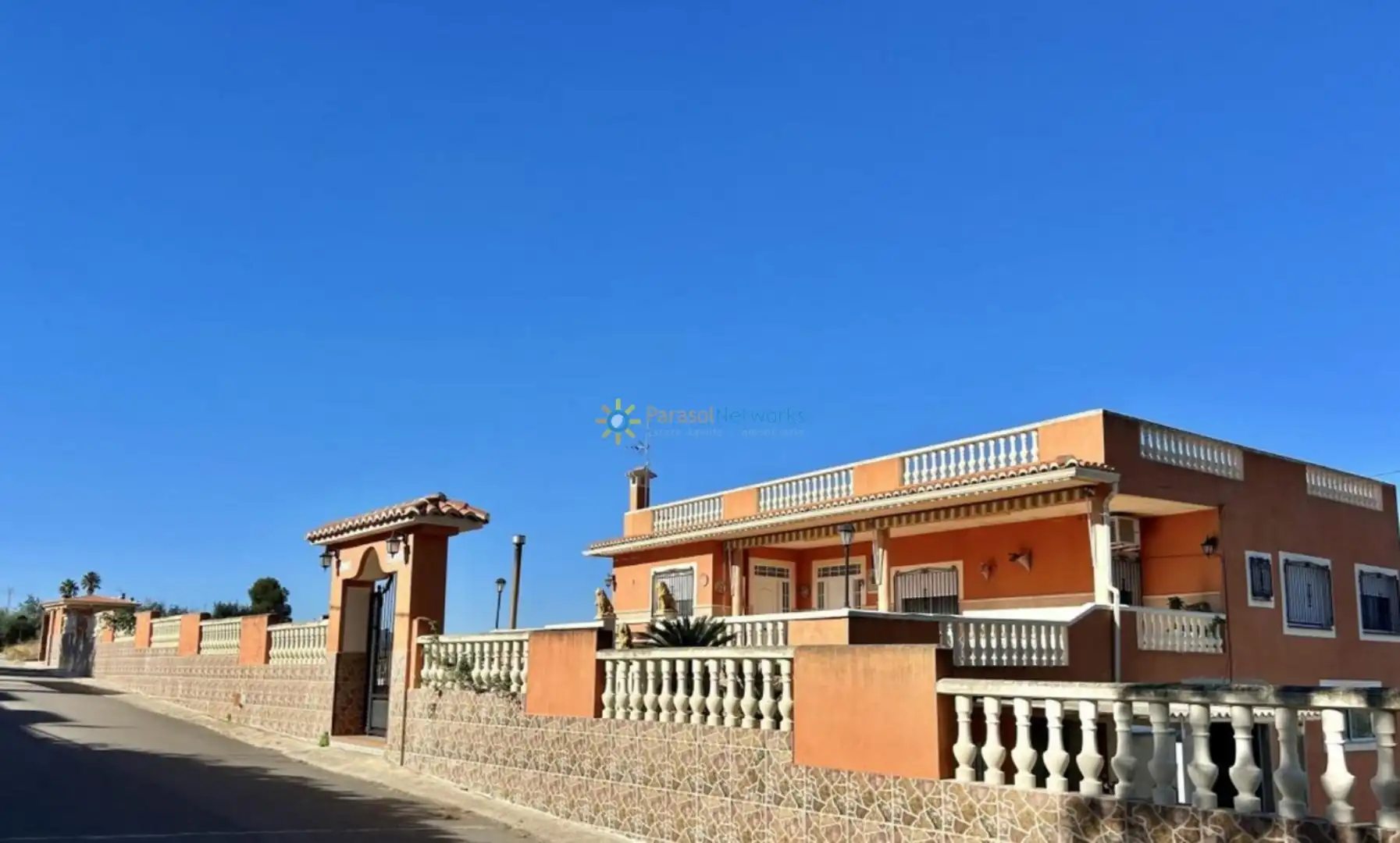Vista exterior de Casa o chalet en venta en Benigànim con Aire acondicionado, Jardín privado y Terraza