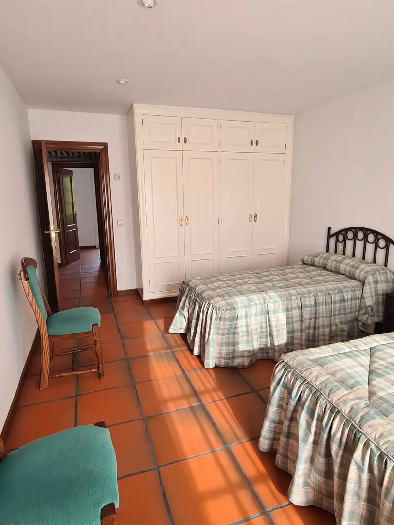 Dormitori de Casa o xalet en venda en Rossell amb Calefacció, Jardí privat i Parquet