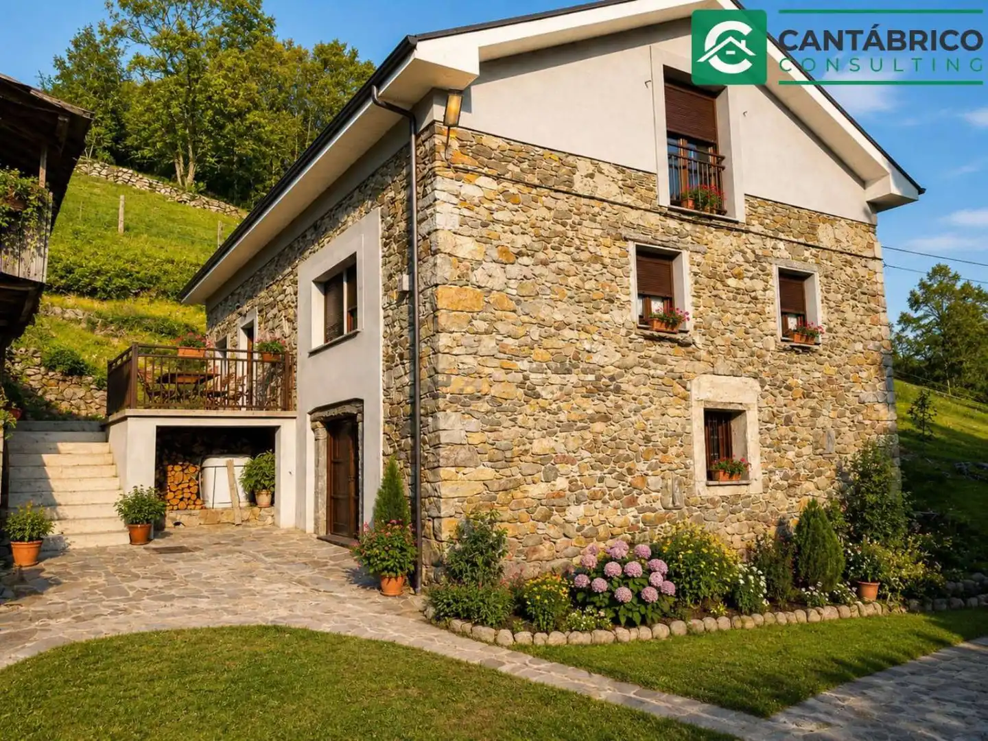 Außenansicht von Haus oder Chalet zum Verkauf in Navia mit Heizung, Terrasse und Möbliert