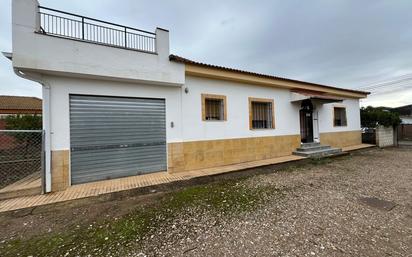 Vista exterior de Finca rústica en venda en  Córdoba Capital amb Aire condicionat i Terrassa