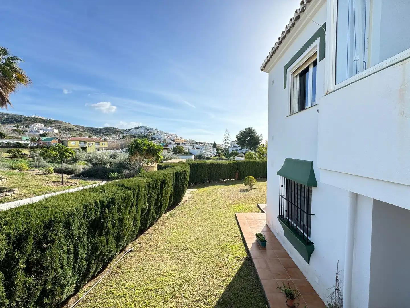 Vista exterior de Apartament en venda en Torrox amb Terrassa, Moblat i Piscina comunitària