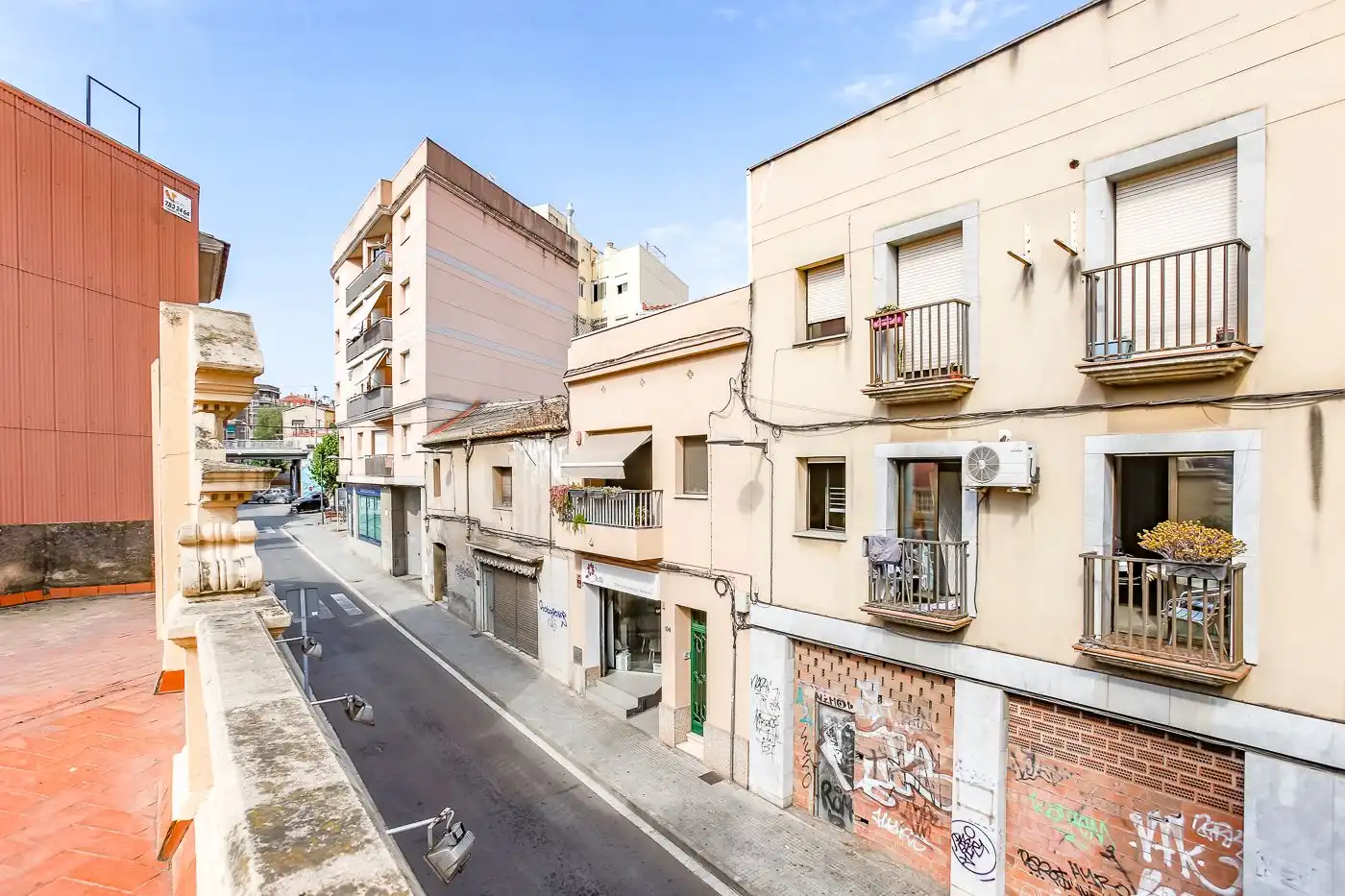 Exterior view of Country homes for sale in Sant Vicenç Dels Horts  with Terrace
